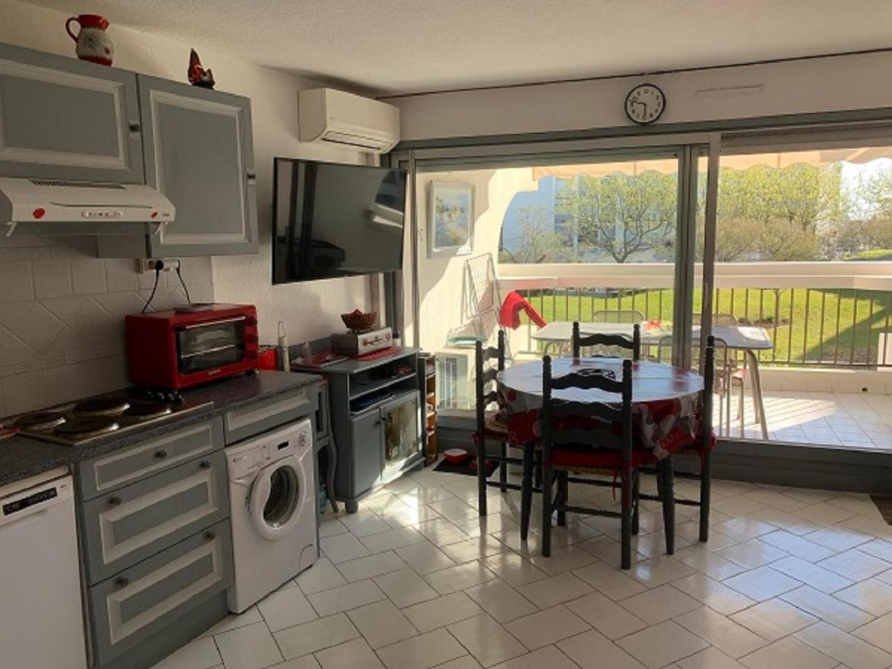 Vittoria Immobilier 3 - Reglement Sur Place - Cheques Vacances Acceptes La Grande Motte Chambre photo